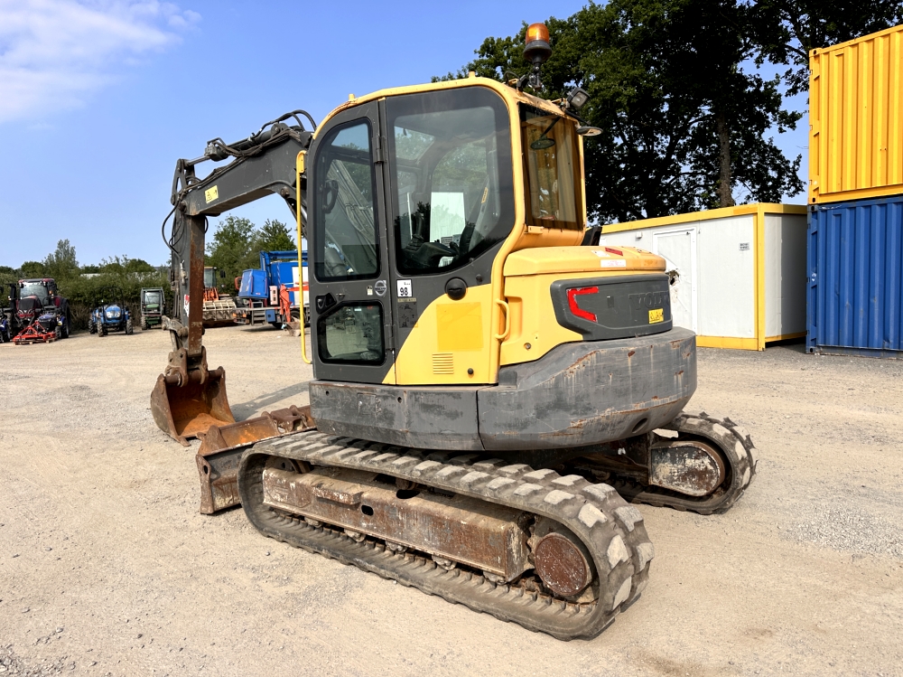 VOLVO-MIDI PELLE SUR CHENILLES ECR88D – Image 4