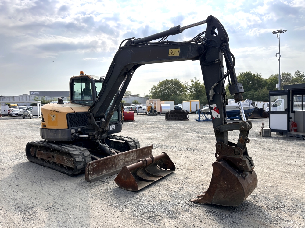 VOLVO-MIDI PELLE SUR CHENILLES ECR88D – Image 2
