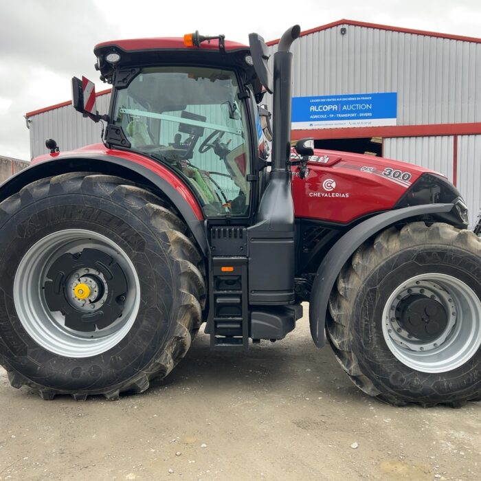 TRACTEUR AGRICOLE CASE IH OPTUM 300 CVX-2024