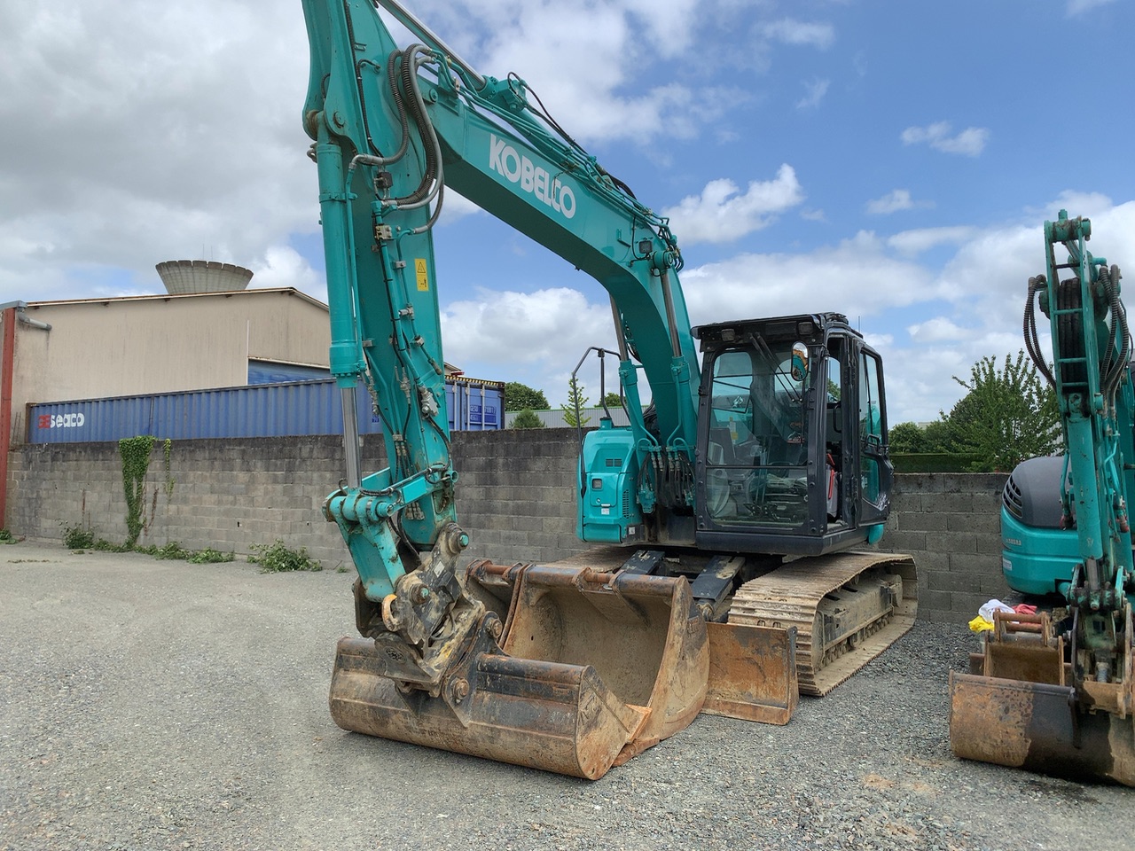 KOBELCO-PELLE SUR CHENILLE SK 140SRLC-7 – Image 2