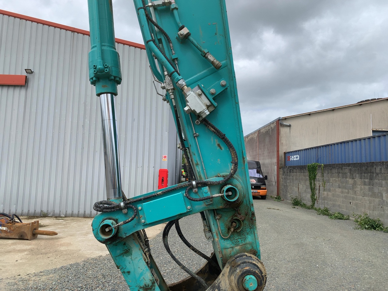 KOBELCO-PELLE SUR CHENILLE SK 140SRLC-7 – Image 5