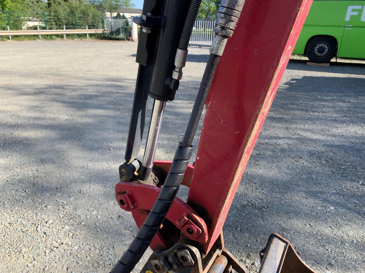 YANMAR-MINI PELLE VIO17 VOIES VARAIBLES+3 GODETS – Image 6