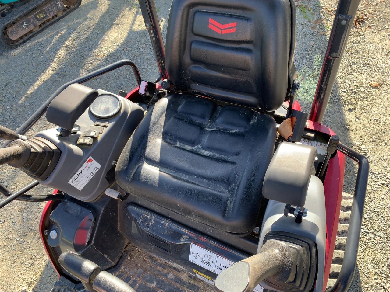 YANMAR-MINI PELLE VIO17 VOIES VARAIBLES+3 GODETS – Image 15