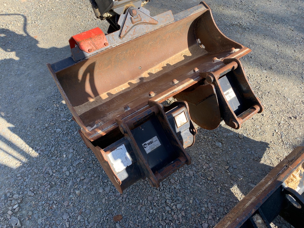 YANMAR-MINI PELLE VIO17 VOIES VARAIBLES+3 GODETS – Image 9