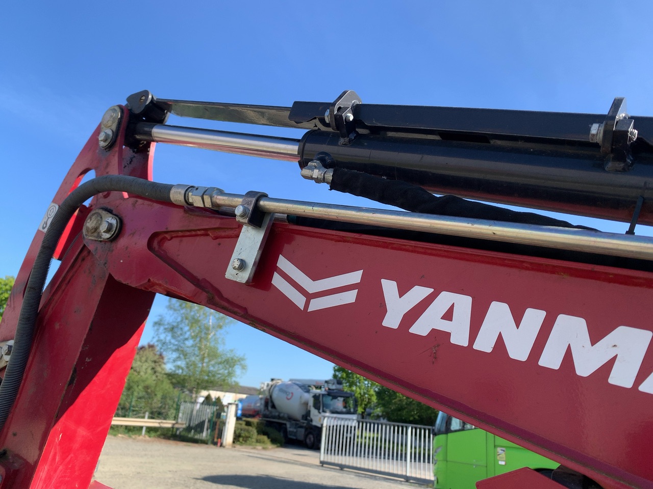YANMAR-MINI PELLE VIO17 VOIES VARAIBLES+3 GODETS – Image 8
