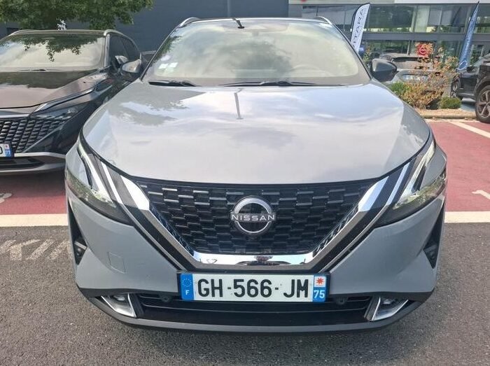 Nissan Qashqai TEKNA1.3 2022