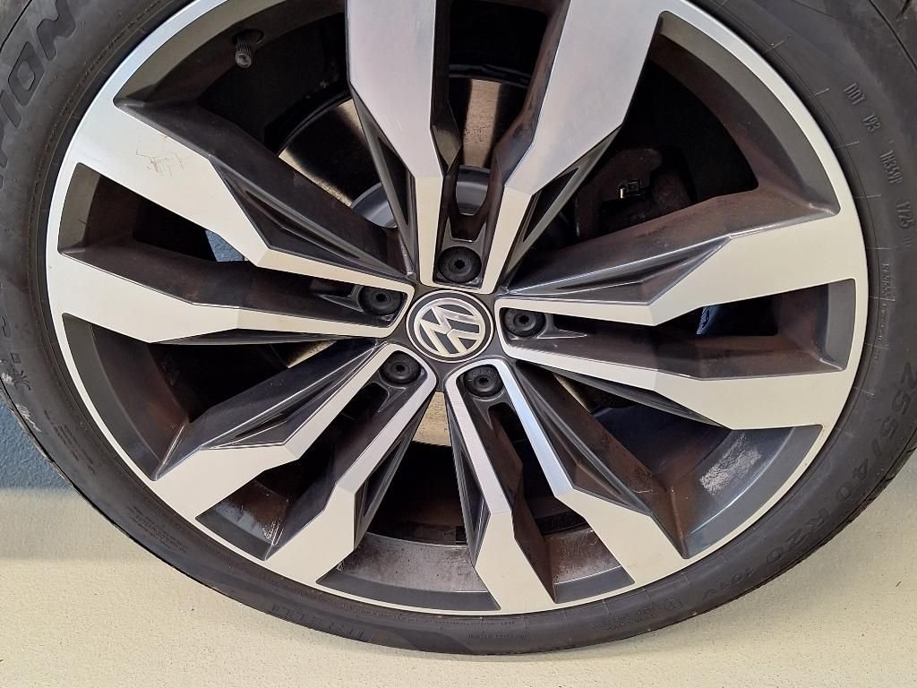 Volkswagen Tiguan III R-Line 2019 – Image 25